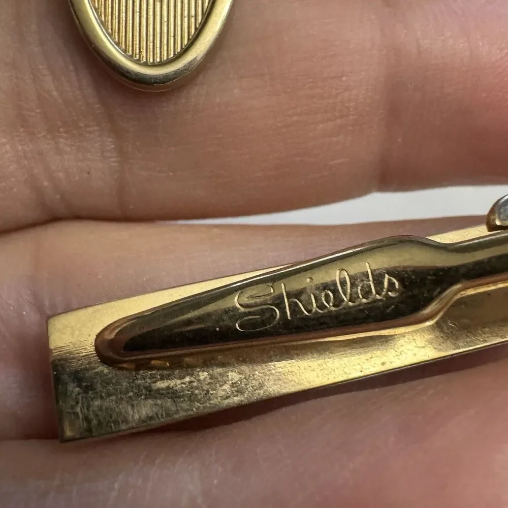 Signed Shields Vintage Gold Tone Cufflinks and Tie Bar Set with Black Onyx Accen